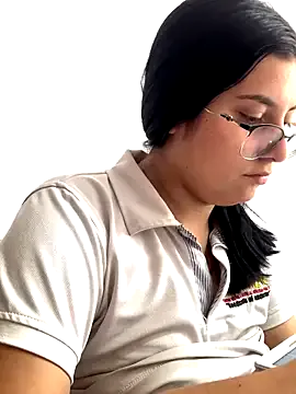 Scarletbx – webcam model profile photo Image 3