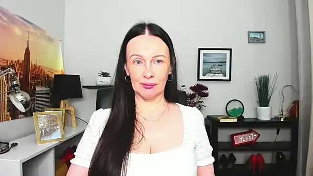 Sunflower-77 – webcam model profile photo Image 8