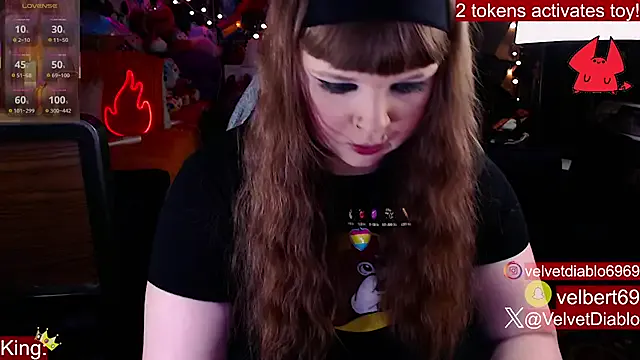 Nonchan_ – webcam model profile photo Image 12