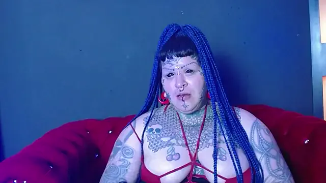  – webcam model profile photo Image 5