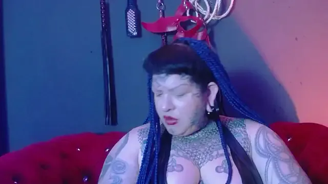  – webcam model profile photo Image 6