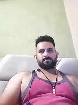 roouse – webcam model profile photo Image 13