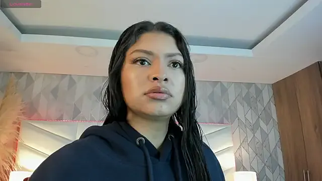  – webcam model profile photo Image 17
