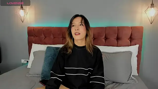 841_yayoi – webcam model profile photo Image 3