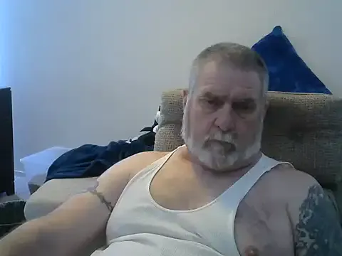  – webcam model profile photo Image 2