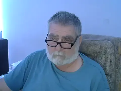  – webcam model profile photo Image 6