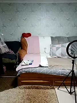  – webcam model profile photo Image 12