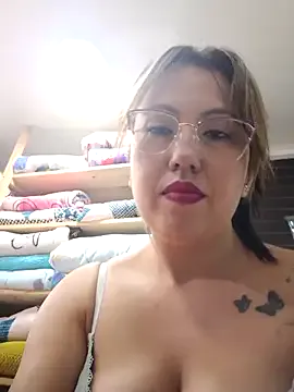 _MiaQueen_ – webcam model profile photo Image 17