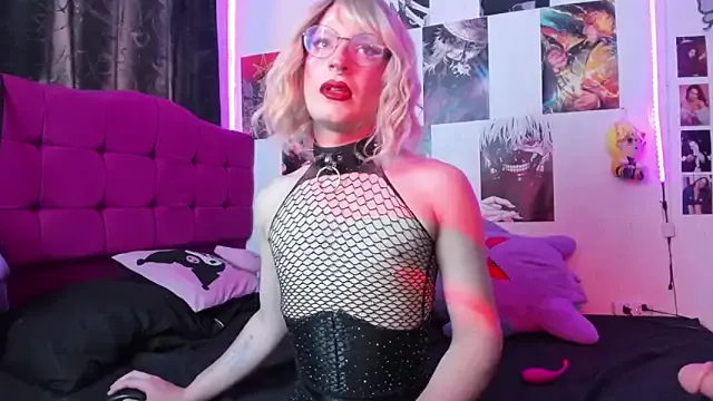 _madisonfoxxx2 – webcam model profile photo Image 3