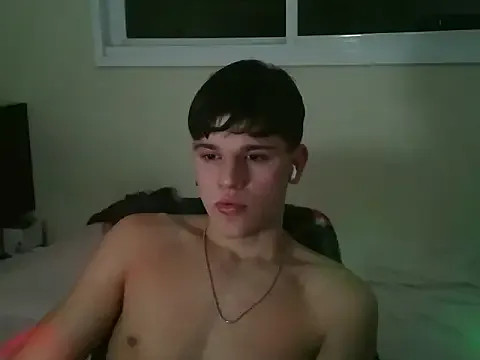 PumaShyXD – webcam model profile photo Image 17