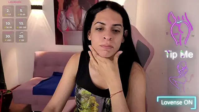  – webcam model profile photo Image 17