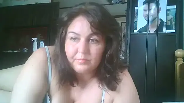 Viven999 – webcam model profile photo