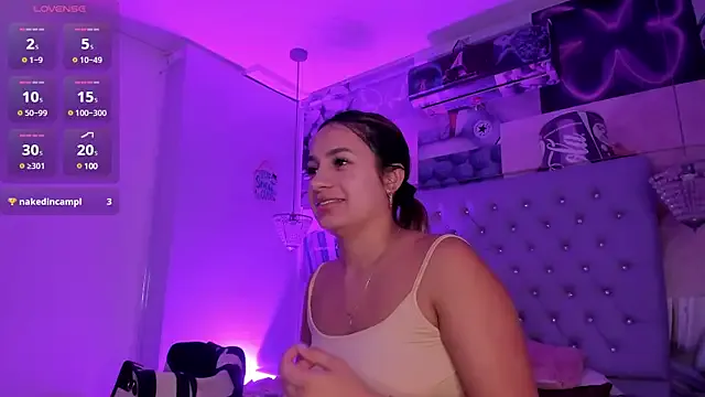Vivi_prinncess – webcam model profile photo