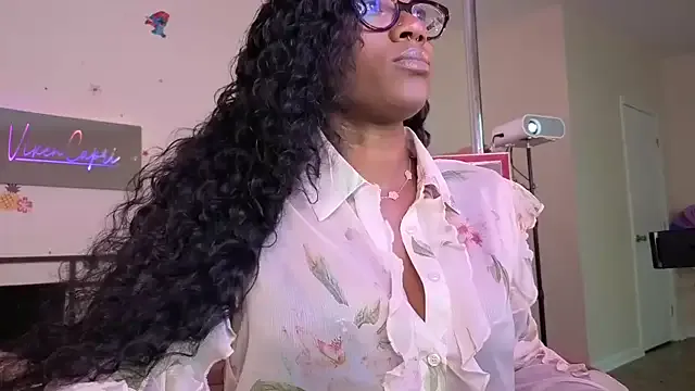 tangbao_521 – webcam model profile photo Image 16