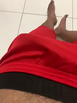 zui_lu – webcam model profile photo Image 3