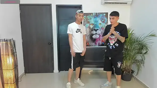 Nonchan_ – webcam model profile photo Image 2