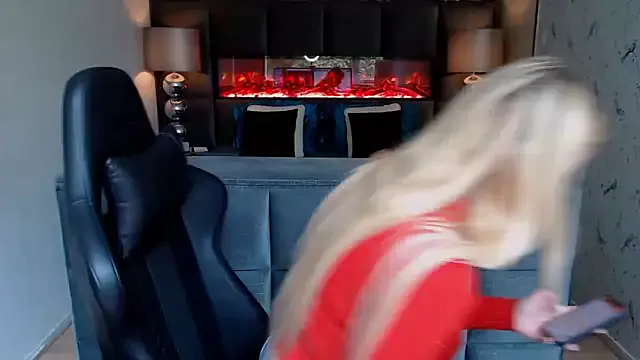 Nonchan_ – webcam model profile photo Image 13