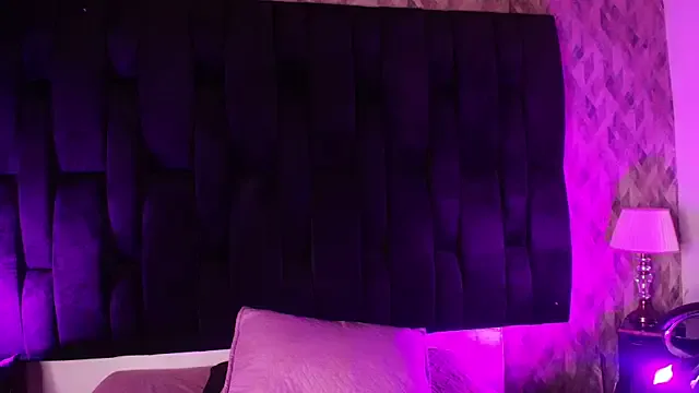 SheenaBrooke – webcam model profile photo Image 18