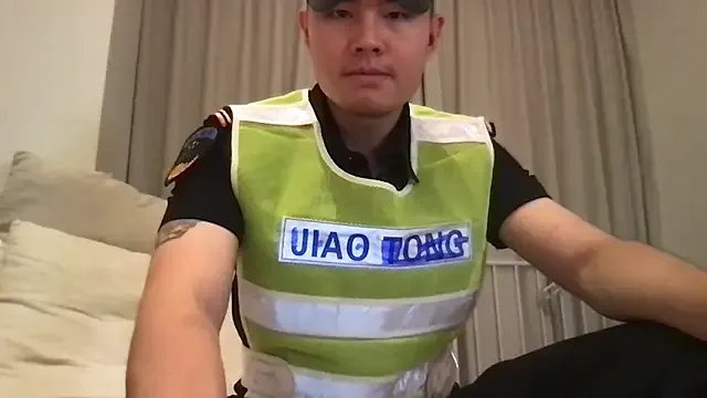 GouGou-111 – webcam model profile photo Image 6