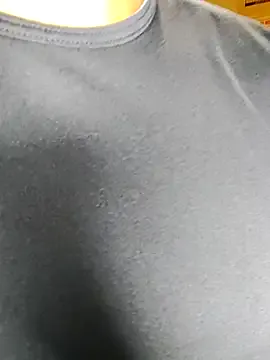  – webcam model profile photo Image 3