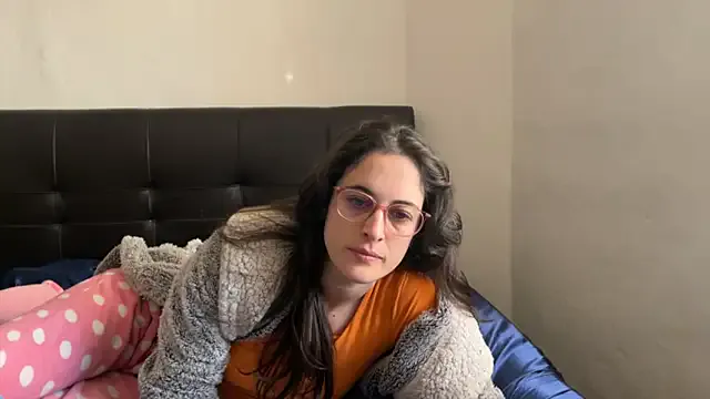 Megu_Melon – webcam model profile photo Image 2