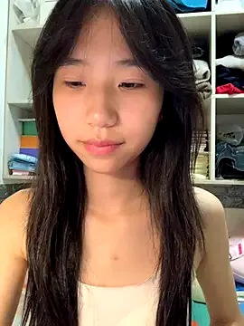  – webcam model profile photo Image 14