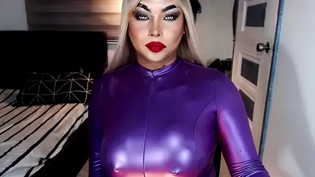 Megu_Melon – webcam model profile photo Image 4