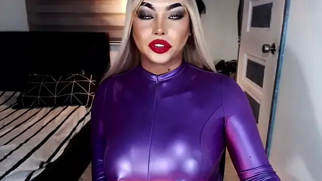 Megu_Melon – webcam model profile photo Image 5