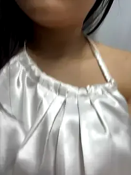 roouse – webcam model profile photo Image 11