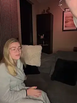 Strongqueen – webcam model profile photo Image 5