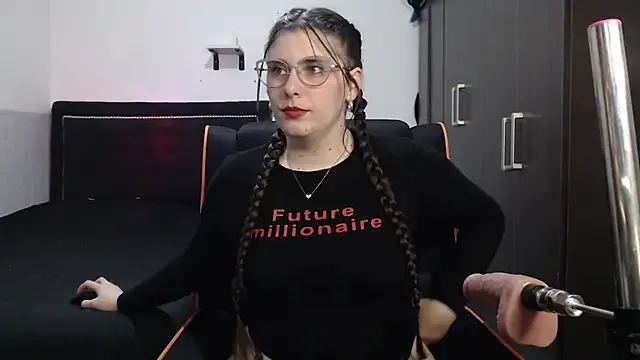 yourkeer – webcam model profile photo Image 9