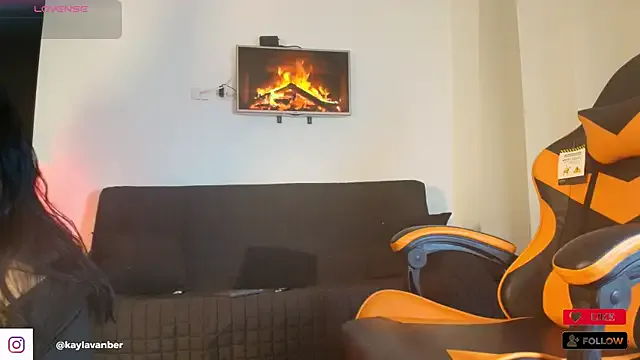 Megu_Melon – webcam model profile photo Image 15