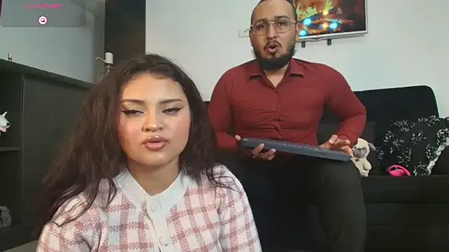 Megu_Melon – webcam model profile photo Image 8