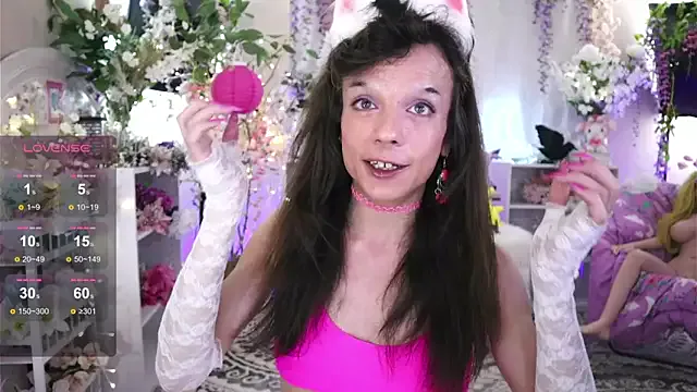 seraphine23 – webcam model profile photo Image 17