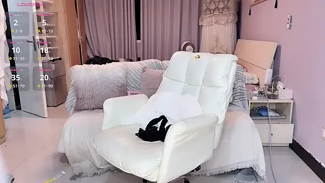 Mia--meow – webcam model profile photo Image 7