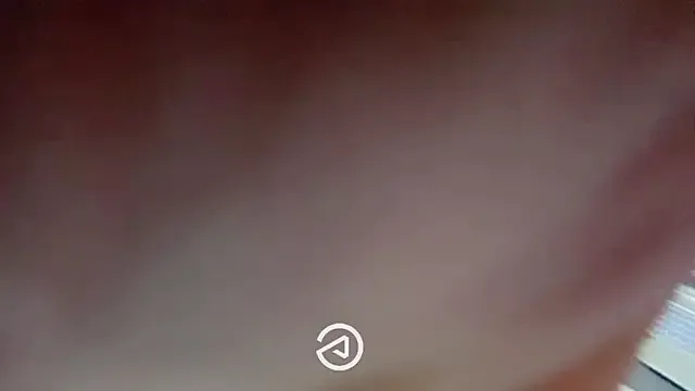 yahanr – webcam model profile photo