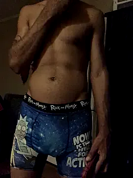 roouse – webcam model profile photo Image 6