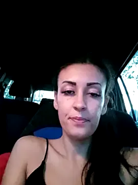  – webcam model profile photo Image 9