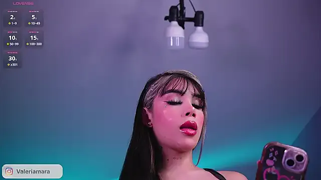 zui_lu – webcam model profile photo Image 9