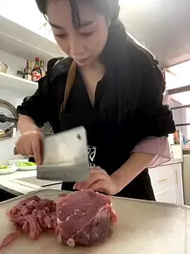 yourkeer – webcam model profile photo Image 10