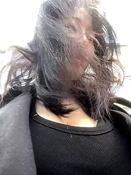 yourkeer – webcam model profile photo Image 13