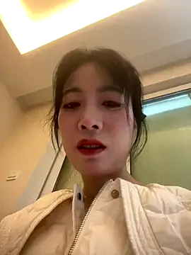 yourkeer – webcam model profile photo Image 14