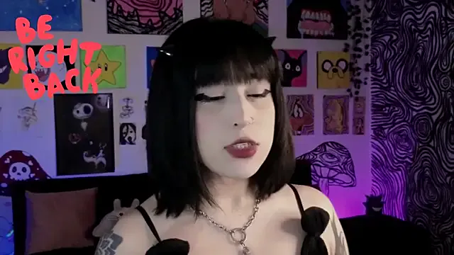  – webcam model profile photo Image 2