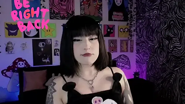  – webcam model profile photo Image 9
