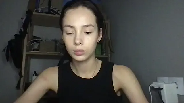 841_yayoi – webcam model profile photo Image 11