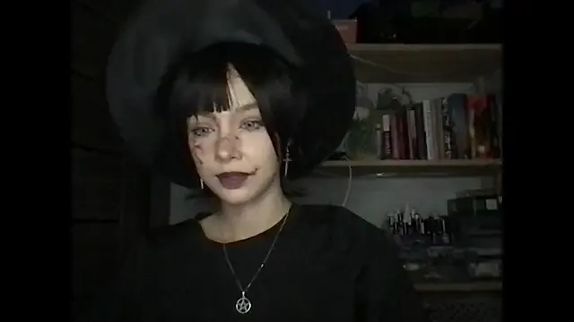 841_yayoi – webcam model profile photo Image 15