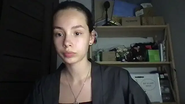 841_yayoi – webcam model profile photo Image 3