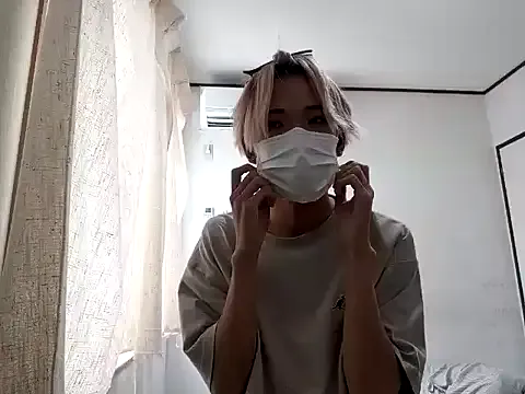 Nonchan_ – webcam model profile photo Image 2