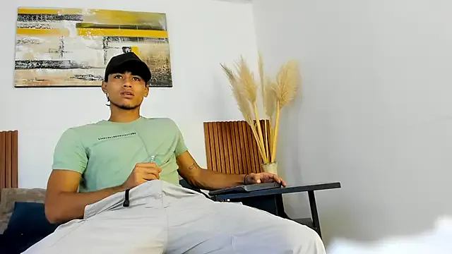 Nonchan_ – webcam model profile photo Image 14