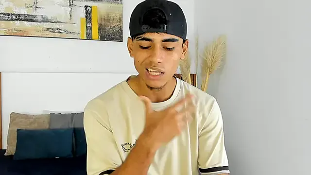 Nonchan_ – webcam model profile photo Image 7